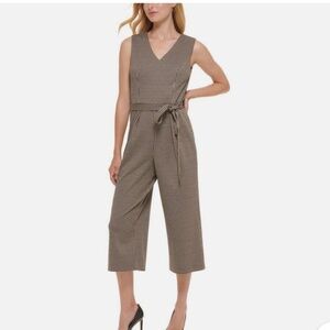 Tommy Hilfiger Women's Sleeveless Round Neck Jumpsuit Jumpsuit